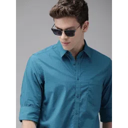 Roadster Men Teal Blue Regular Fit Solid Sustainable Casual Shirt-picture-34