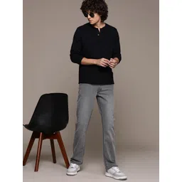 Roadster The Lifestyle Co. Men Bootcut Light Fade Stretchable Jeans-picture-15