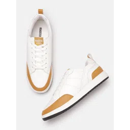 Roadster The Lifestyle Co. Men Colourblocked Sneakers-picture-24