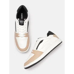 Roadster The Lifestyle Co. Men Colourblocked Sneakers-picture-14