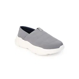 Roadster Women Solid Round Toe Lightweight Casual Slip-On Sneakers-picture-11