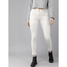 Roadster Women White Skinny Fit Mid-Rise Cropped Stretchable Jeans-picture-38