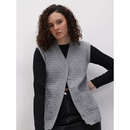 The Roadster Life Co. Cable Knit V-Neck Woollen Button-Down Cardigan-picture-35