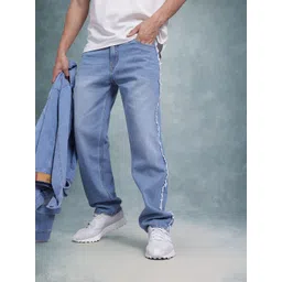 The Roadster Life Co. Men Straight Fit Mid-Rise Light Fade Frayed Jeans-picture-29