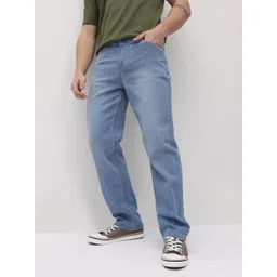 The Roadster Life Co. Men Straight Fit Mid-Rise Light Fade Stretchable Jeans-picture-35