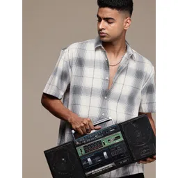 The Roadster Life Co. Relaxed Fit Checked Drop-Shoulder Sleeves Pure Cotton Casual Shirt-picture-15