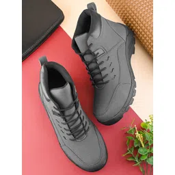 The Roadster Lifestyle Co Men Block-Heeled Biker Boots-picture-10