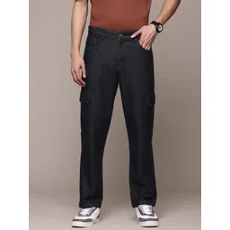 The Roadster Lifestyle Co. Men Cargo-Style Relaxed Fit Jeans-picture-23