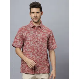 The Roadster Lifestyle Co. Men Geometric Printed Cotton Relaxed Fit Casual Shirt-picture-24