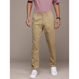 The Roadster Lifestyle Co. Men Regular Fit Chinos-picture-14