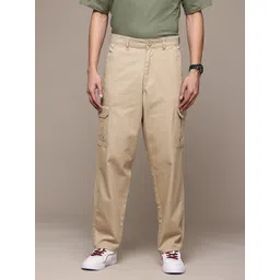 The Roadster Lifestyle Co. Men Relaxed Fit Cargo Trousers-picture-26
