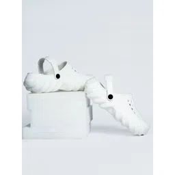 The Roadster Lifestyle Co Men Self Design Clogs-picture-35