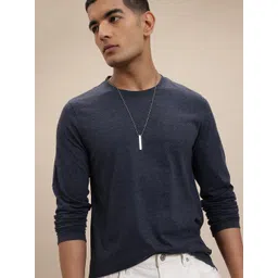 The Roadster Lifestyle Co. Men Solid Round Neck T-shirt-picture-23