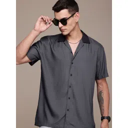 The Roadster Lifestyle Co. Premium Casual Shirt with Contrast Collar-picture-34