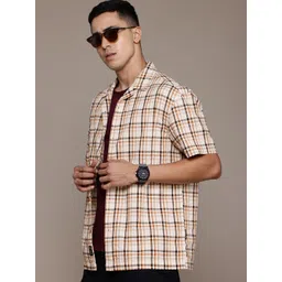 The Roadster Lifestyle Co. Pure Cotton Checked Seersucker Relaxed Fit Shirt-picture-24