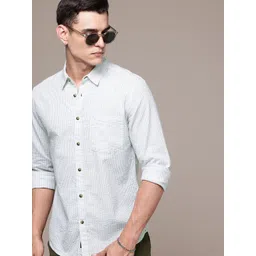 The Roadster Lifestyle Co. Seersucker Striped Casual Shirt-picture-21