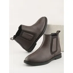 The Roadster Lifestyle Co Solid Men Chelsea Boots-picture-13