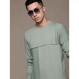 The Roadster Lifestyle Co. Solid Regular Fit Sweatshirt-picture-23