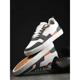 The Roadster Lifestyle Co. Street Surge Men White Colourblocked Lace-Ups Sneakers-picture-25
