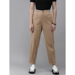 The Roadster Lifestyle Co Women Beige Pleated Chinos-picture-26