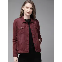 The Roadster Lifestyle Co Women Burgundy Solid Trucker  Denim Jacket-picture-35