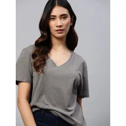 The Roadster Lifestyle Co Women Grey Solid Pure Cotton V-Neck Extended Sleeves T-shirt-picture-38