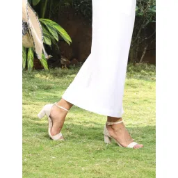 roar for good Women Natural Jute Beige Block Sandal Heels-picture-25