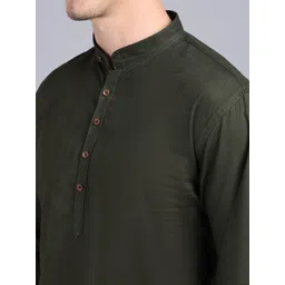 Rodamo Men Green Solid Slim Fit Casual Kurta image 2