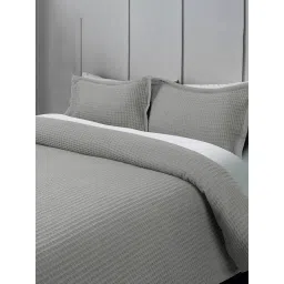 Rosara Home Grey Solid Waffle Queen Bed Cover with 2 Pillow Covers image 2