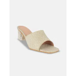 Rubeezz Women Block Sandals-image-39