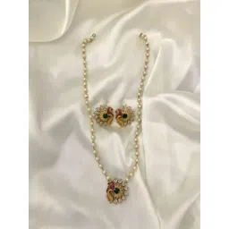 Rujve Jewellery Gold Plated Stones Studded Jewellery Set-picture-16