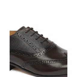 Ruosh Textured Leather Formal Oxford Shoes image 5