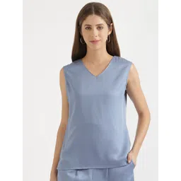 SAADAA Women V-Neck Solid Sleeveless Top-picture-30