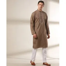 samav Floral Embroidered Slim Fit Kurta-picture-10