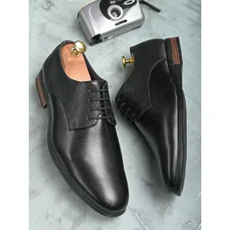 San Frissco Men Black Solid Formal Derbys-picture-21
