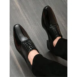 San Frissco Men Black Solid Leather Formal Oxfords image 1