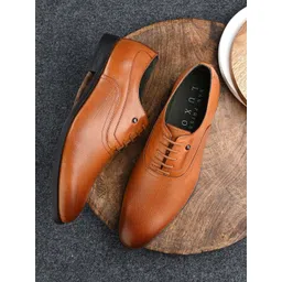 San Frissco Men Textured Genuine Leather Formal Oxfords-image-28