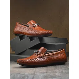 San Frissco Men Textured Lightweight Memory Foam Leather Horsebit Loafers-picture-35