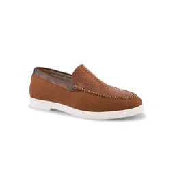San Frissco Men Textured PU Loafers image 3