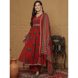 Sangria Animal Printed Pure Cotton V-Neck Mirror Work Kurta with Palazzos With Dupatta-picture-26