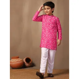 Sangria Boys Bandhani Printed Band Collar Kurta With Trousers-picture-20