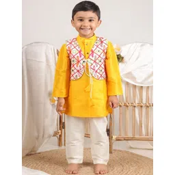 Sangria Boys Embroidered Mirror Work Kurta With Pyjamas & Jacket-picture-20
