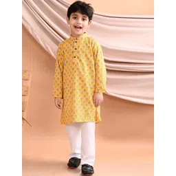 Sangria Boys Yellow Floral Printed Pure Cotton Straight Kurta With Pyjama-picture-55