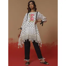 Sangria Embroidered Pure Cotton Round Neck Tunic With Trousers Co-Ords-picture-16
