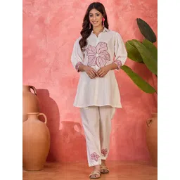 Sangria Embroidered Shirt Collar Neck Tunic With Trousers Co-Ords-picture-22