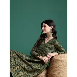 Sangria Ethnic Motifs Printed Empire Kurta With Trousers-picture-20