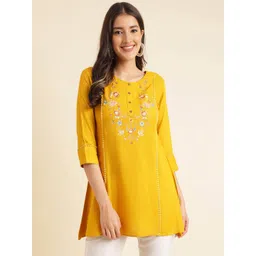 Sangria Floral Embroidered Kurti-picture-24