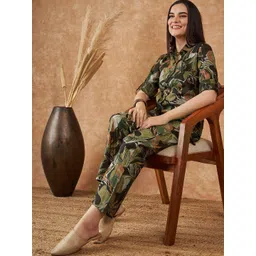 Sangria Floral Printed Shirt With Trousers-picture-25