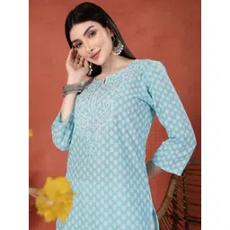 Sangria Floral Printed Thread Work Notch Neck Pure Cotton Straight Kurta image 4