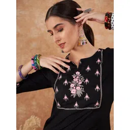 Sangria Floral Yoke Design Thread Work Straight Kurta-picture-27